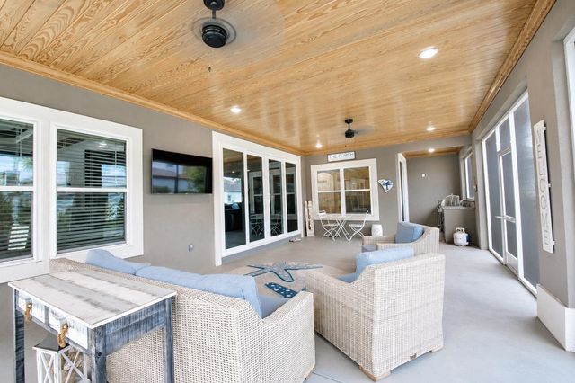 950 Bluffview Dr., Myrtle Beach, SC 29579
