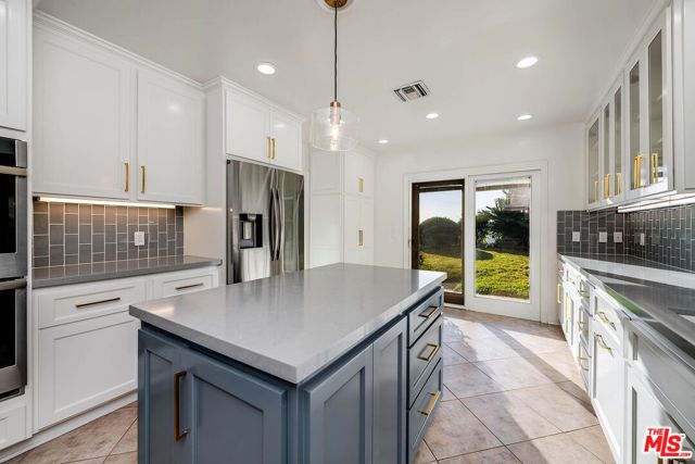 3115 Dona Susana Drive, Studio City (los Angeles), CA 91604