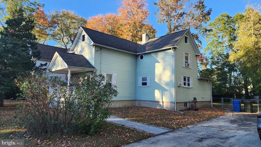 66 HESSIAN, Woodbury, NJ 08096