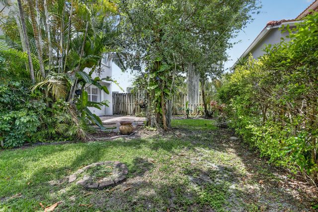 10690 NW 2nd Circle, Pembroke Pines, FL 33026