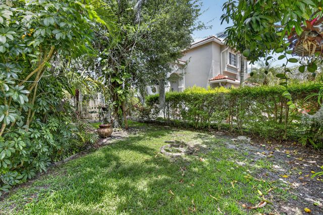 10690 NW 2nd Circle, Pembroke Pines, FL 33026