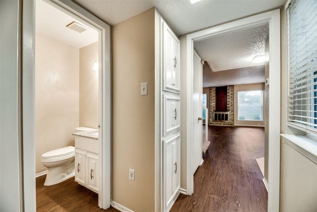 3101 Duck Creek Parkway, Garland, TX 75044