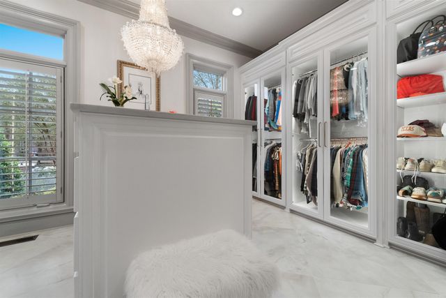 67 Sologne Circle, Little Rock, AR 72223