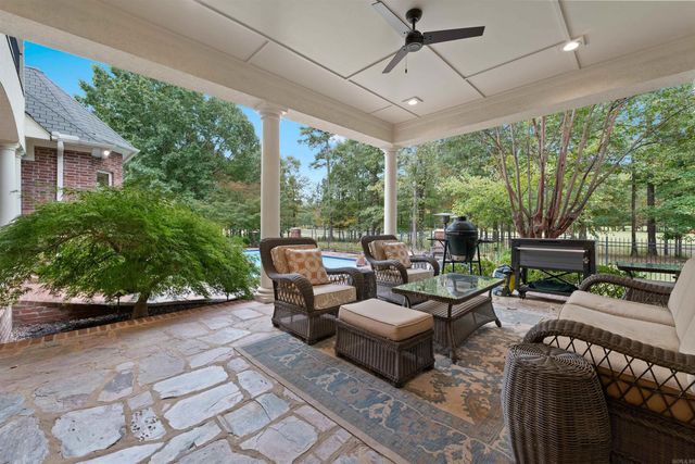 67 Sologne Circle, Little Rock, AR 72223