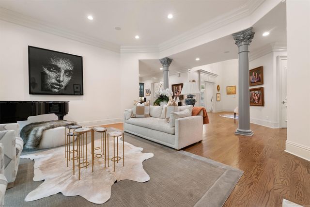 67 Sologne Circle, Little Rock, AR 72223