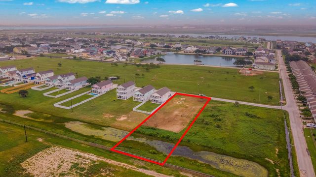 2445 103rd Street, Galveston, TX 77554