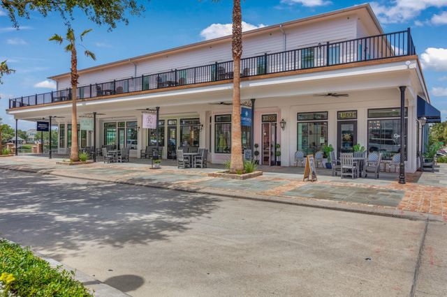 2445 103rd Street, Galveston, TX 77554