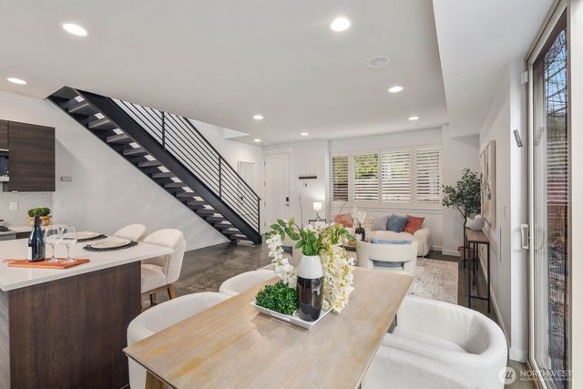 3955 SW Oregon Street, Seattle, WA 98116