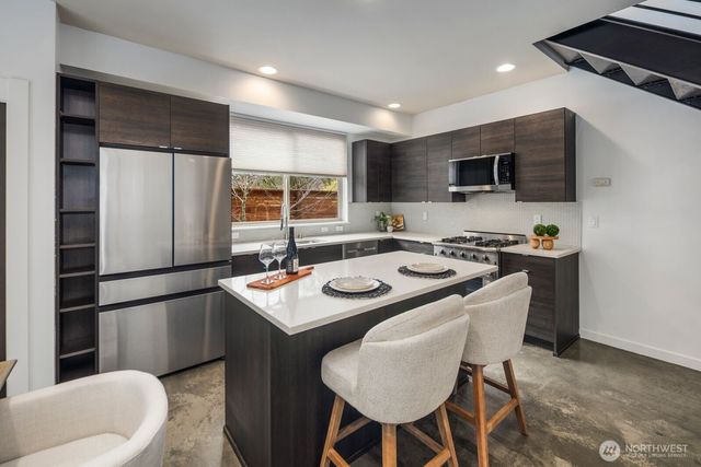 3955 SW Oregon Street, Seattle, WA 98116