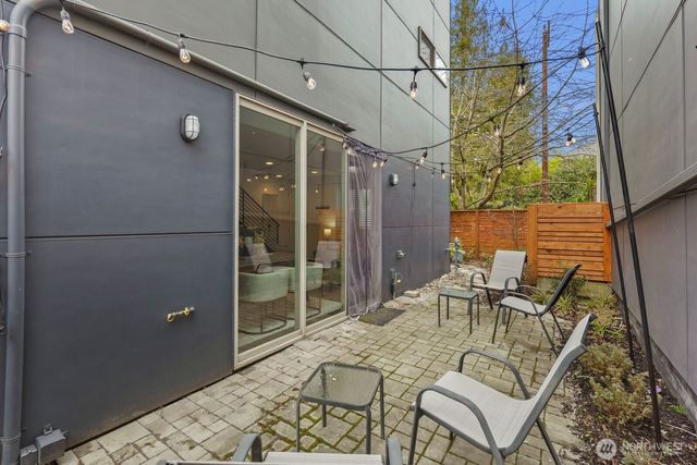 3955 SW Oregon Street, Seattle, WA 98116