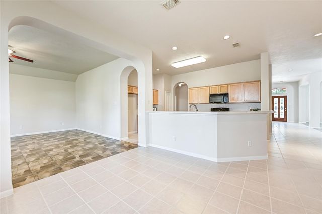 16814 Tower Ridge, Friendswood, TX 77546