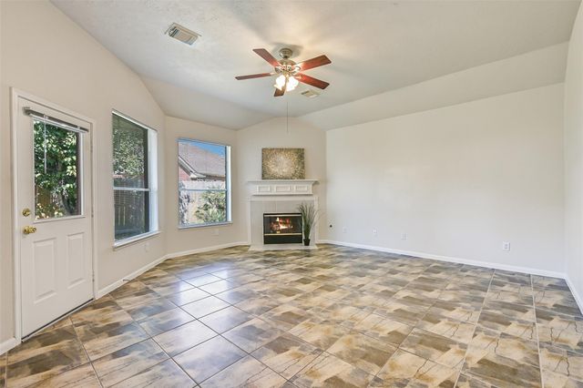 16814 Tower Ridge, Friendswood, TX 77546