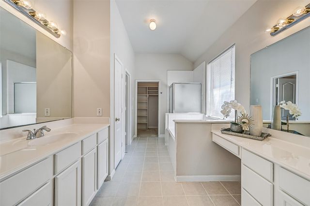 16814 Tower Ridge, Friendswood, TX 77546