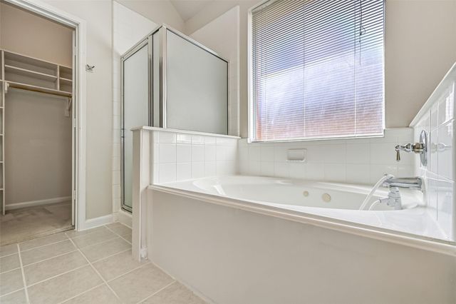 16814 Tower Ridge, Friendswood, TX 77546