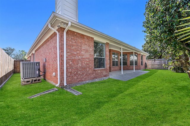 16814 Tower Ridge, Friendswood, TX 77546