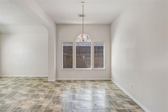 16814 Tower Ridge, Friendswood, TX 77546