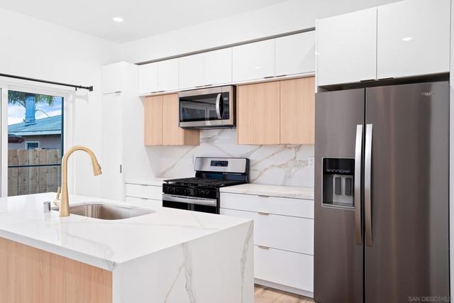 5230 32 Rincon St, San Diego, CA 92115