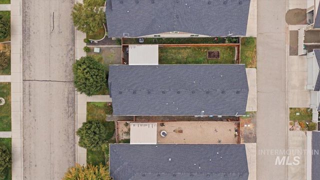 7587 N Froman Ave, Boise, ID 83714