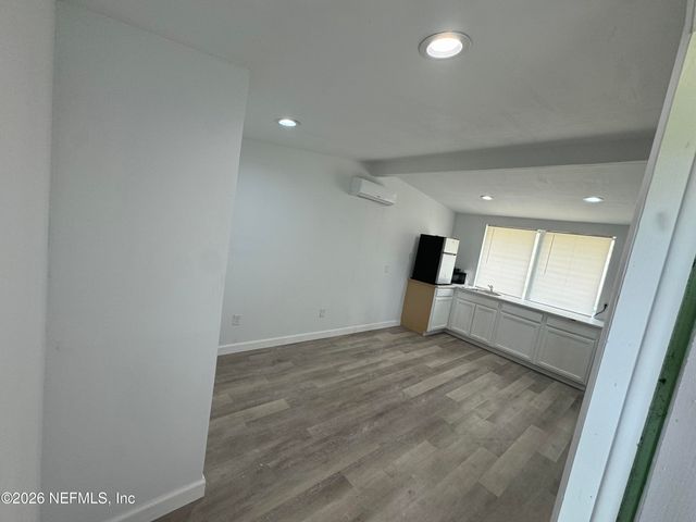 7905 RENOIR Drive, Jacksonville, FL 32221