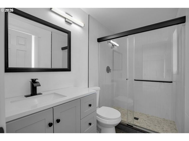14801 Ne 51ST St, Vancouver, WA 98682