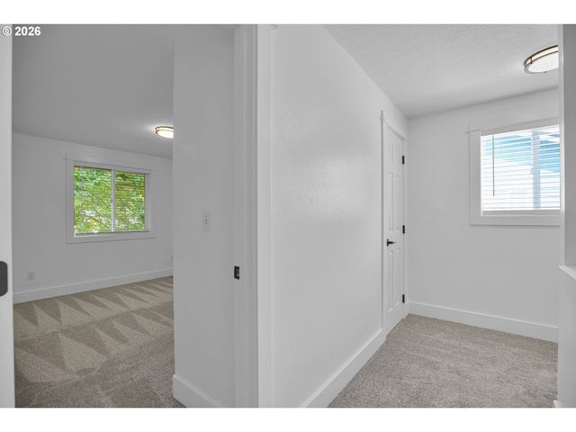 14801 Ne 51ST St, Vancouver, WA 98682