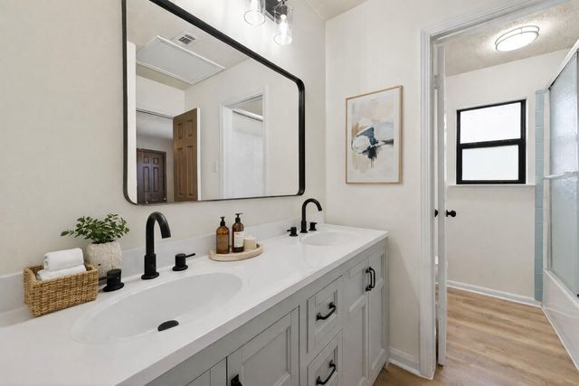 2307 Country Place Drive, Richmond, TX 77406