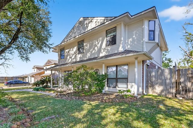 2307 Country Place Drive, Richmond, TX 77406