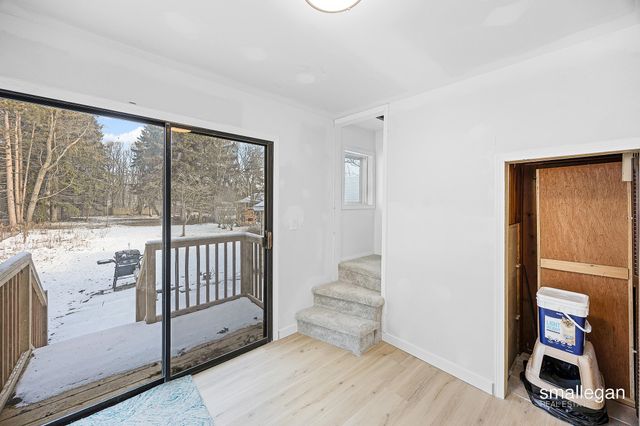 2040 Lawnel Avenue, Norton Shores City, MI 49441