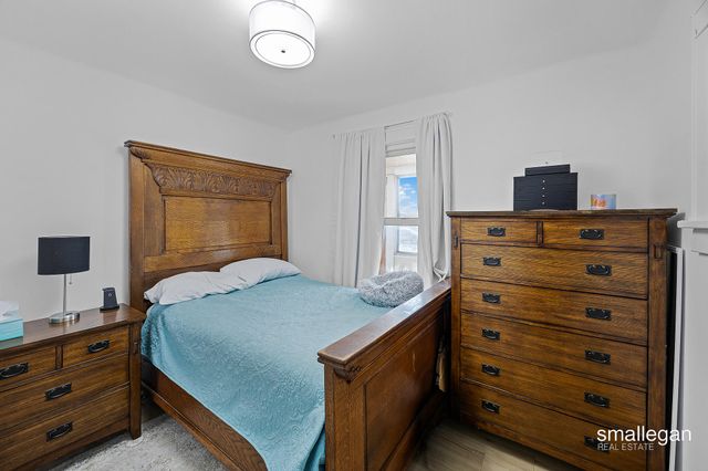 2040 Lawnel Avenue, Norton Shores City, MI 49441