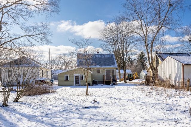 2040 Lawnel Avenue, Norton Shores City, MI 49441