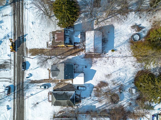 2040 Lawnel Avenue, Norton Shores City, MI 49441