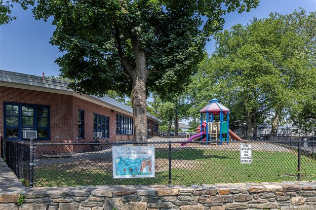 11 Summit Street, Eastchester, NY 10709