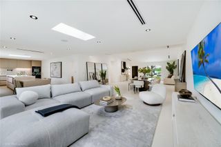 21480 highland lakes blvd #21480, Miami, FL 33179