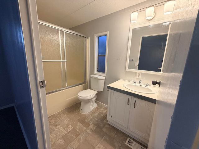 720 E Worth Avenue 168, Porterville, CA 93257