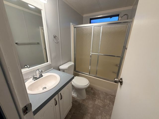 720 E Worth Avenue 168, Porterville, CA 93257