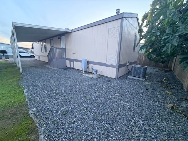 720 E Worth Avenue 168, Porterville, CA 93257