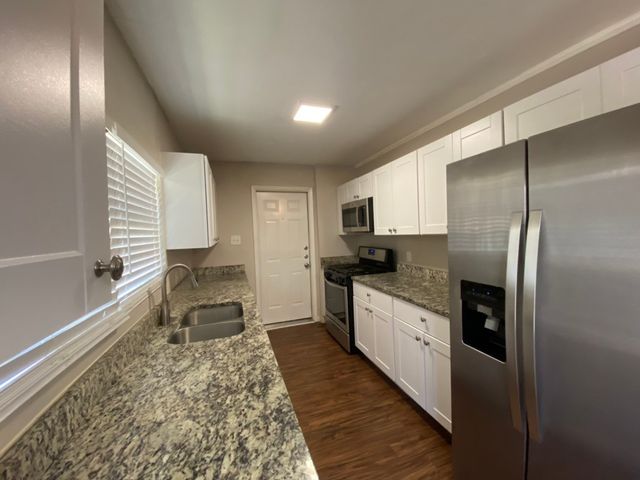 1319 Oakbrook Street, Lancaster, TX 75134