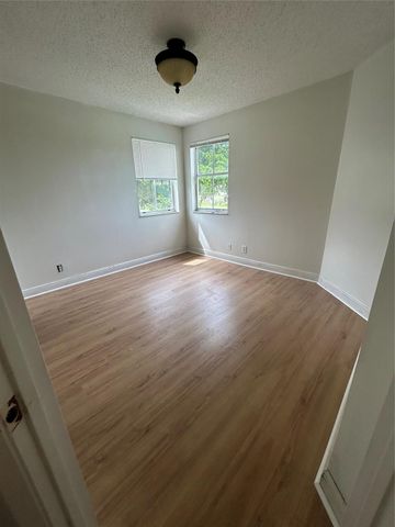 2823 N COURSE Drive 201, Pompano Beach, FL 33069