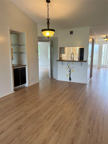 2823 N COURSE Drive 201, Pompano Beach, FL 33069
