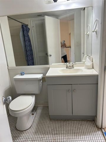 2823 N COURSE Drive 201, Pompano Beach, FL 33069