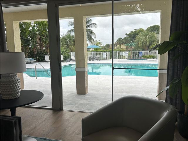 2823 N COURSE Drive 201, Pompano Beach, FL 33069