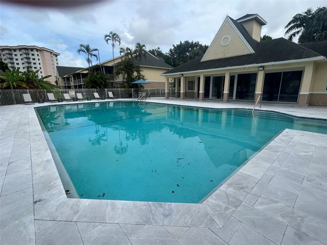 2823 N COURSE Drive 201, Pompano Beach, FL 33069