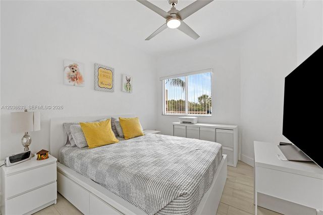 7715 Yardley Dr 303, Tamarac, FL 33321