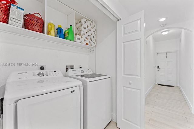 7715 Yardley Dr 303, Tamarac, FL 33321