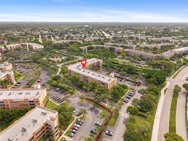 7715 Yardley Dr 303, Tamarac, FL 33321