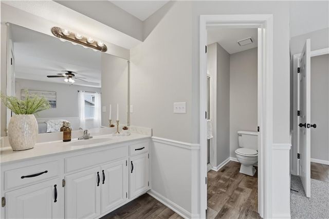 1508 SE Long Place, Lee's Summit, MO 64063