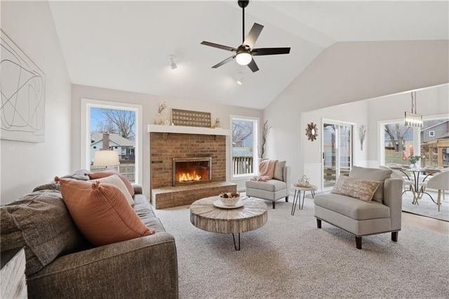 1508 SE Long Place, Lee's Summit, MO 64063