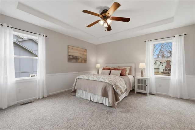 1508 SE Long Place, Lee's Summit, MO 64063