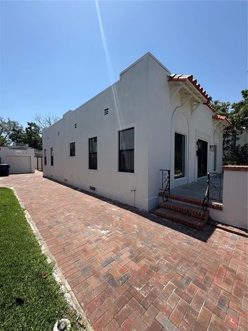 3610 W SAN JUAN STREET, Tampa, FL 33629