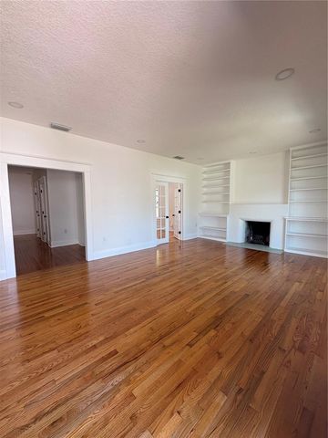 3610 W SAN JUAN STREET, Tampa, FL 33629